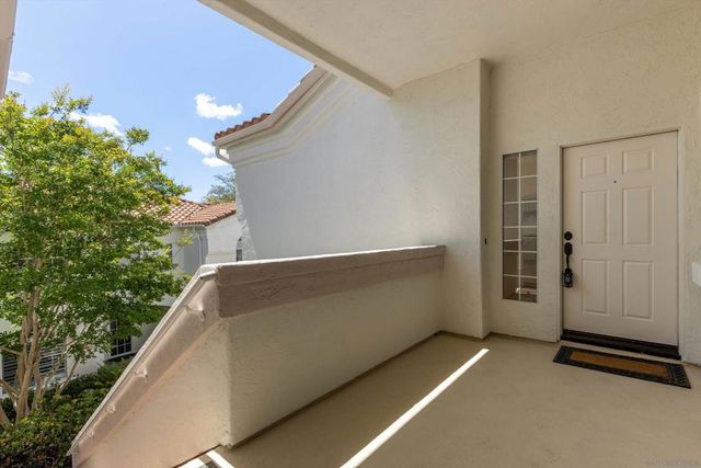 1874 Matin Cir Unit 208, San Marcos, CA 92069