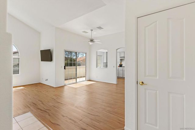 1874 Matin Cir Unit 208, San Marcos, CA 92069