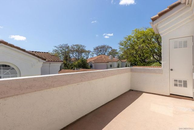 1874 Matin Cir Unit 208, San Marcos, CA 92069