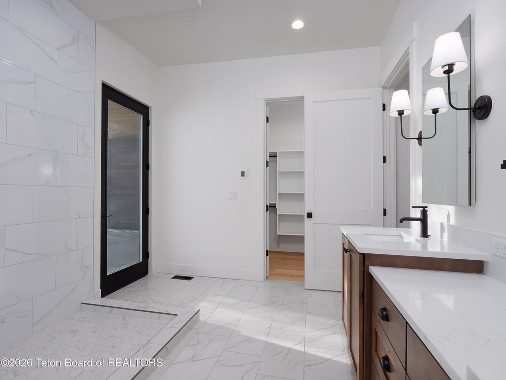 706 ROYAL ELK Circle, Victor, ID 83455 photo 12