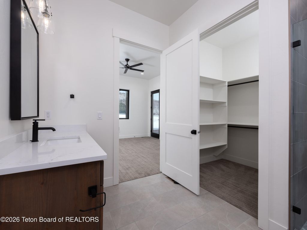 706 ROYAL ELK Circle, Victor, ID 83455 photo 18