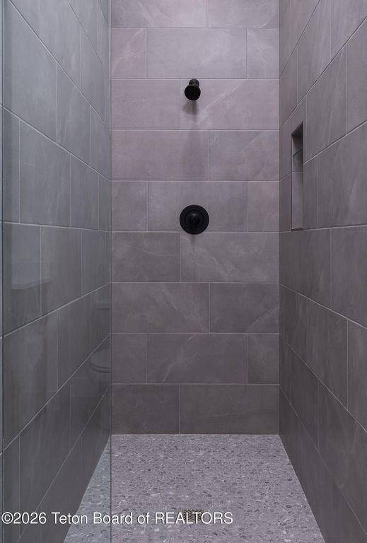 706 ROYAL ELK Circle, Victor, ID 83455 photo 19