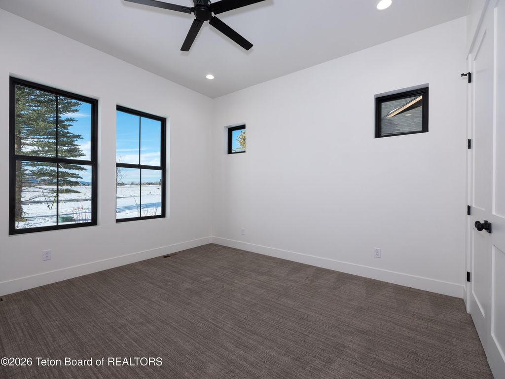 706 ROYAL ELK Circle, Victor, ID 83455 photo 21