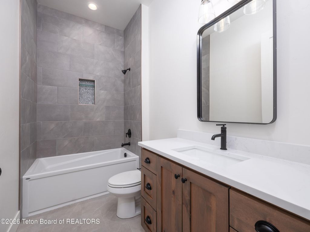 706 ROYAL ELK Circle, Victor, ID 83455 photo 22