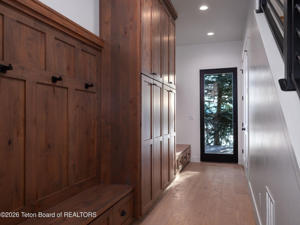 706 ROYAL ELK Circle, Victor, ID 83455 photo 23