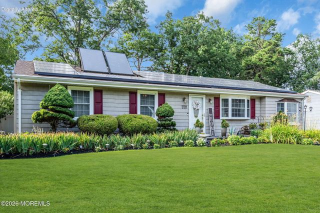 2417 Holly Hill Road, Manchester, NJ 08759