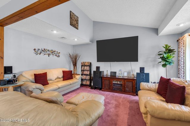 2417 Holly Hill Road, Manchester, NJ 08759