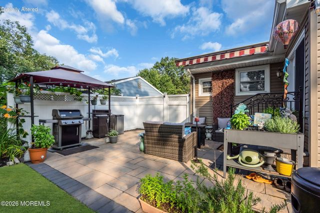 2417 Holly Hill Road, Manchester, NJ 08759
