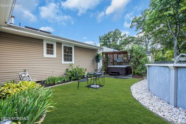 2417 Holly Hill Road, Manchester, NJ 08759