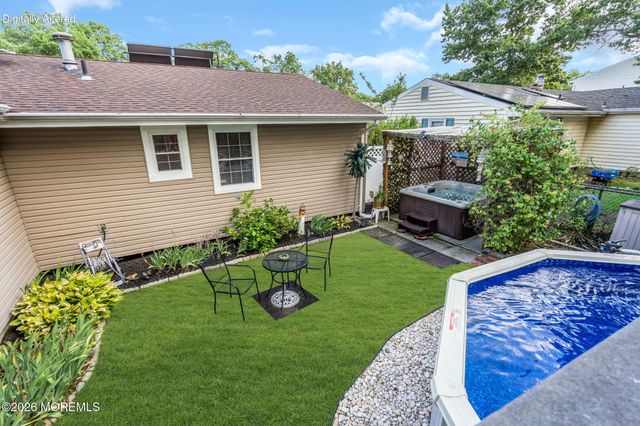 2417 Holly Hill Road, Manchester, NJ 08759