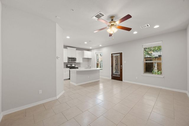 7220 Wyoming Springs DR 504, Round Rock, TX 78681