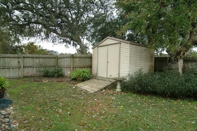 124 COUNTRY LAKES CIRCLE, Groveland, FL 34736