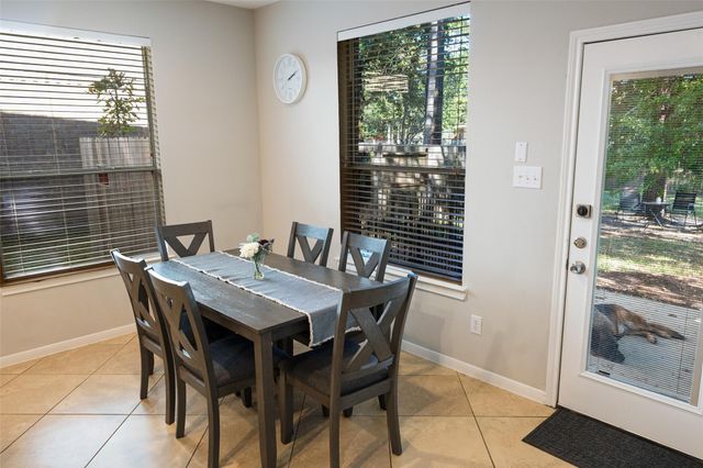 86 Oriel Oaks Circle, The Woodlands, TX 77382