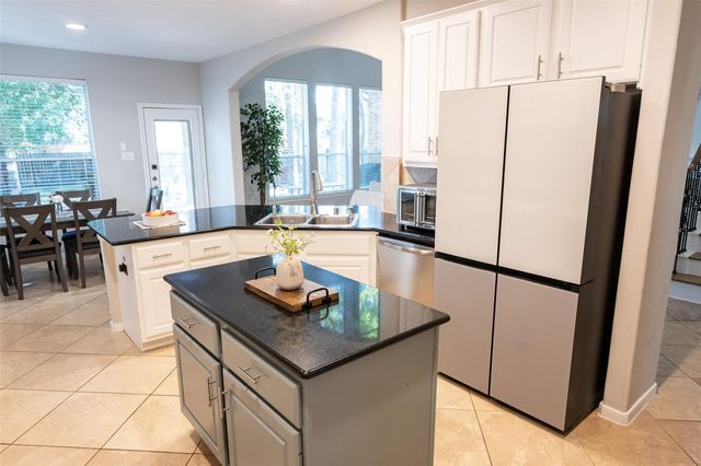 86 Oriel Oaks Circle, The Woodlands, TX 77382