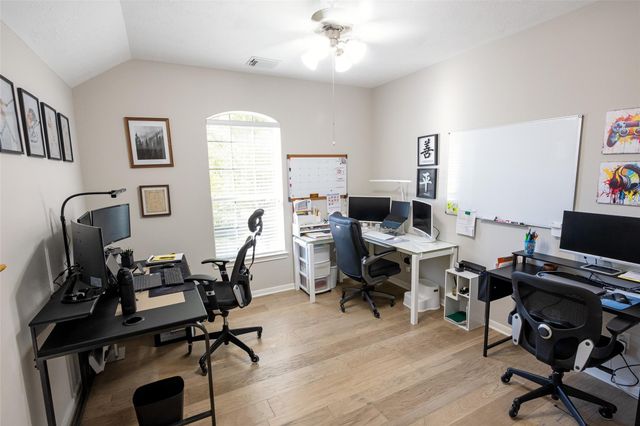 86 Oriel Oaks Circle, The Woodlands, TX 77382