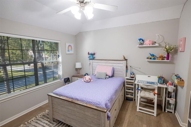 86 Oriel Oaks Circle, The Woodlands, TX 77382