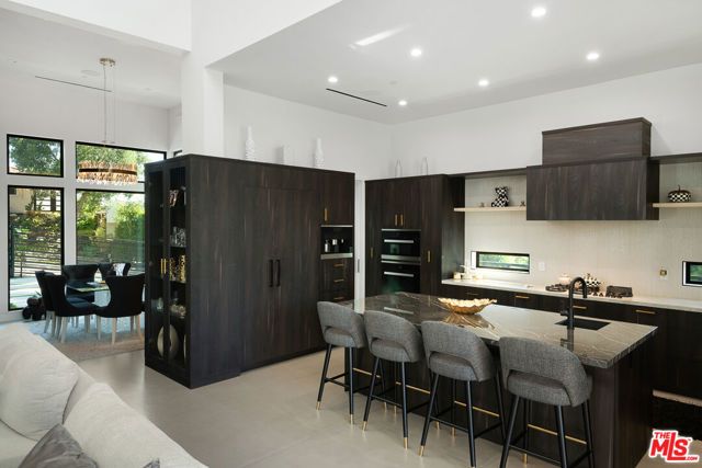 1367 Casiano Road, Los Angeles, CA 90049