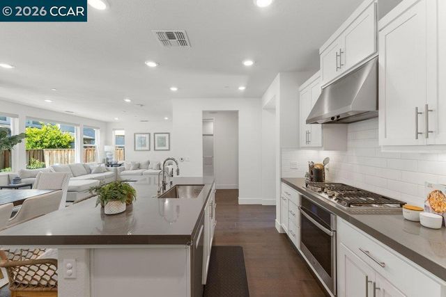 5772 Juniper Way, Dublin, CA 94568