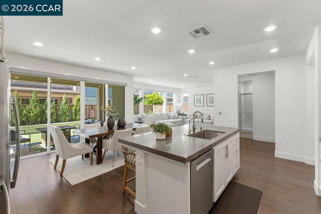 5772 Juniper Way, Dublin, CA 94568