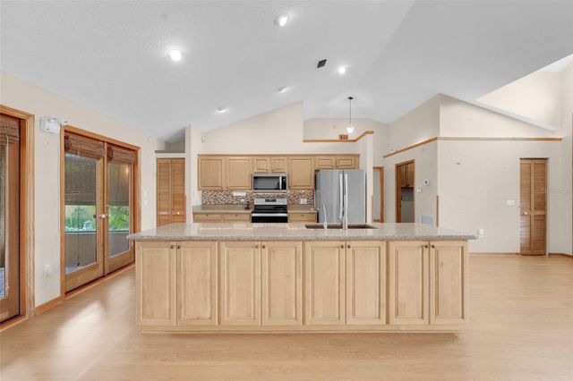 1207 OVERLOOK ROAD, Eustis, FL 32726