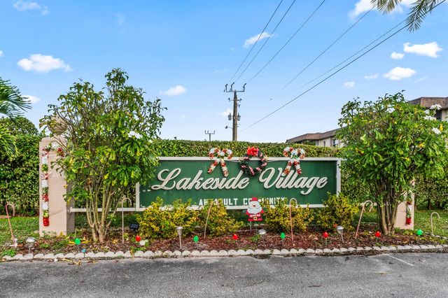 225 Bonnie Boulevard 302, Palm Springs, FL 33461
