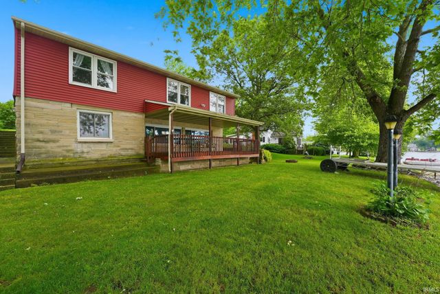 3050 S 390 W, Pleasant Lake, IN 46779
