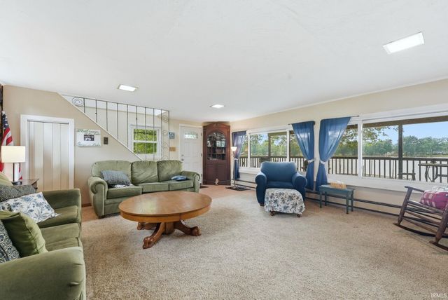 3050 S 390 W, Pleasant Lake, IN 46779