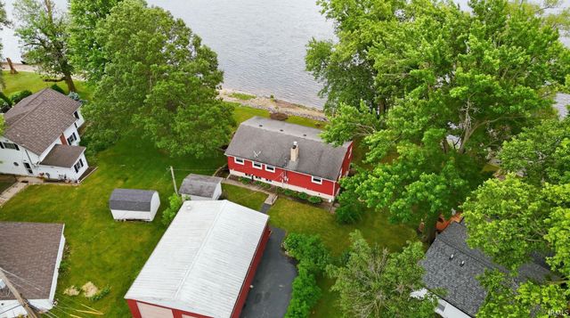 3050 S 390 W, Pleasant Lake, IN 46779