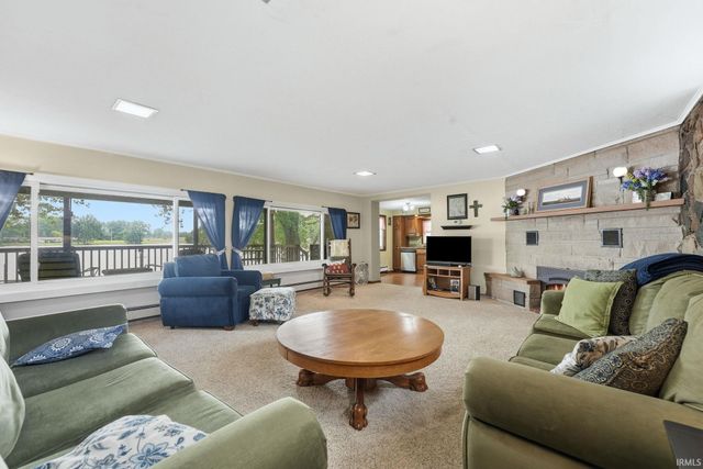 3050 S 390 W, Pleasant Lake, IN 46779