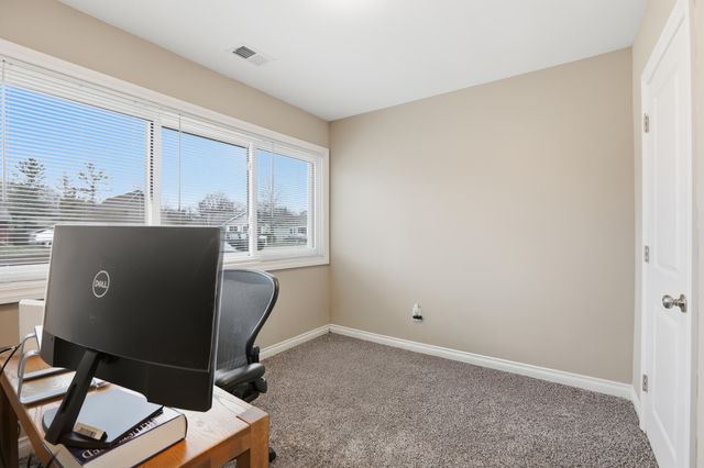 3995 Cresthaven Drive, Waterford Twp, MI 48328