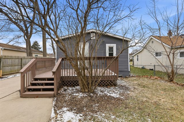 3995 Cresthaven Drive, Waterford Twp, MI 48328