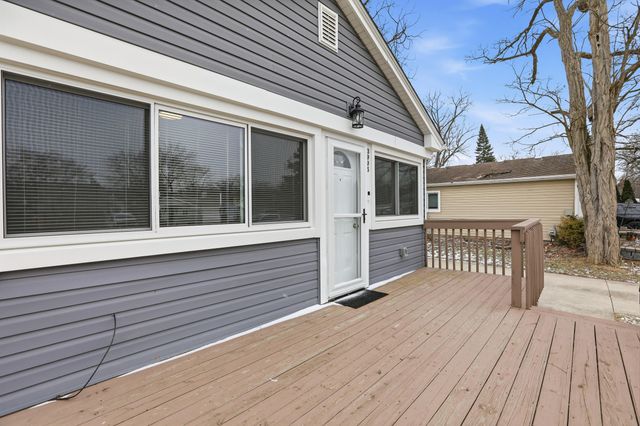 3995 Cresthaven Drive, Waterford Twp, MI 48328