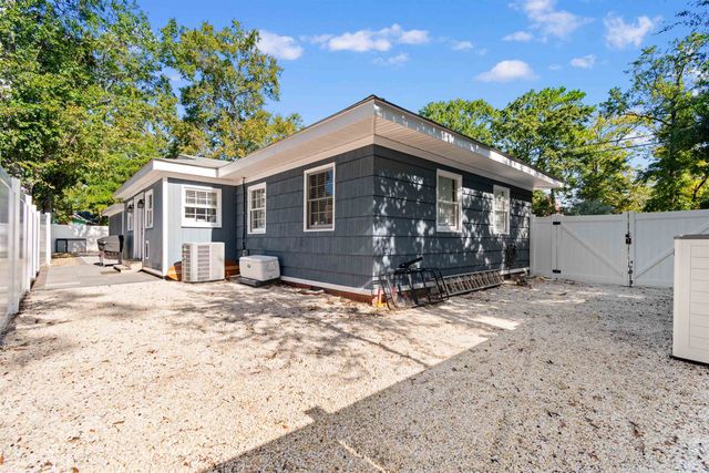 627 Pine Dr., Surfside Beach, SC 29575