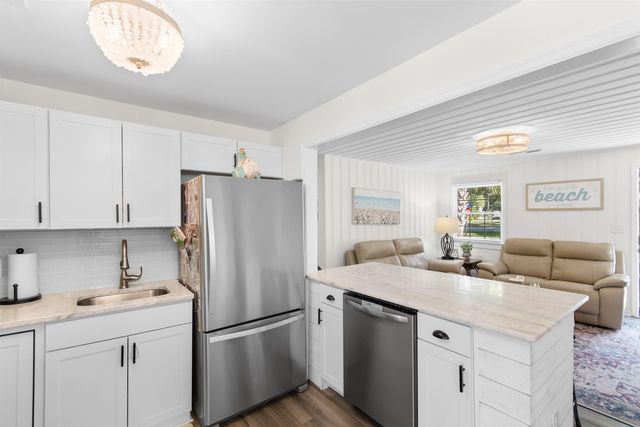 627 Pine Dr., Surfside Beach, SC 29575
