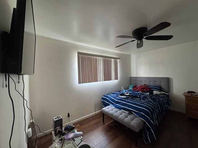 2605 E Martha Place, Burnham, IL 60633