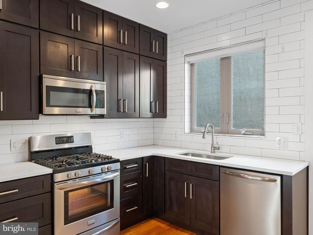 2225 CORAL ST, Philadelphia, PA 19125