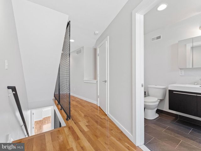 2225 CORAL ST, Philadelphia, PA 19125