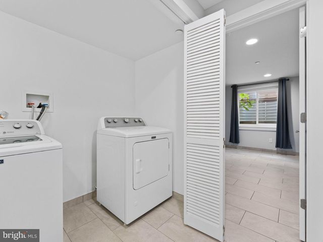 2225 CORAL ST, Philadelphia, PA 19125