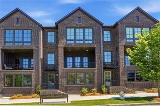 2597 Mackintosh NW, Brookhaven, GA 30319