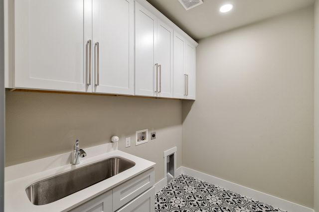 4858 S Theresa Drive, Denison, TX 75020