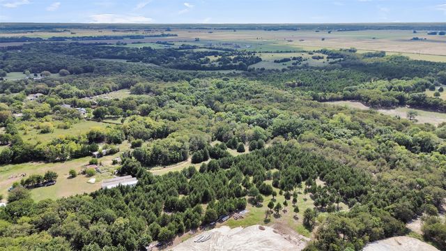 124 Summerall Lane, Red Oak, TX 75154