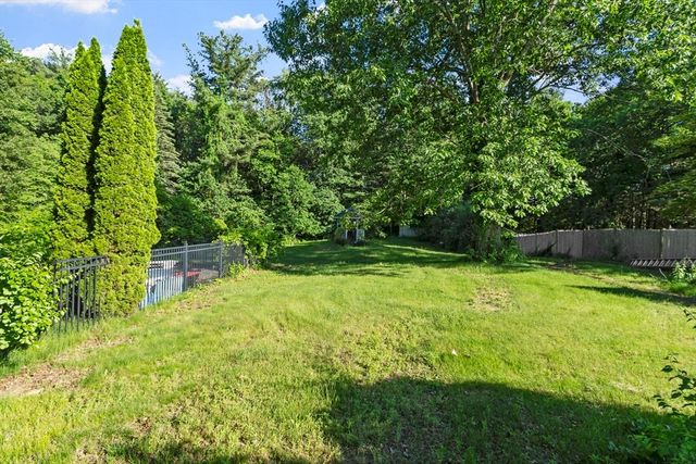 200 Groton Rd, Chelmsford, MA 01863