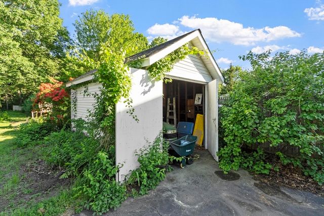 200 Groton Rd, Chelmsford, MA 01863