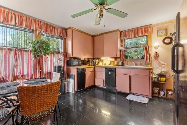 200 Groton Rd, Chelmsford, MA 01863