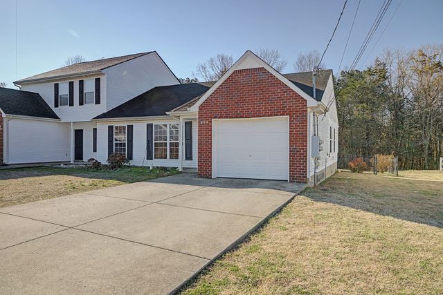 600 McKean Dr, Smyrna, TN 37167