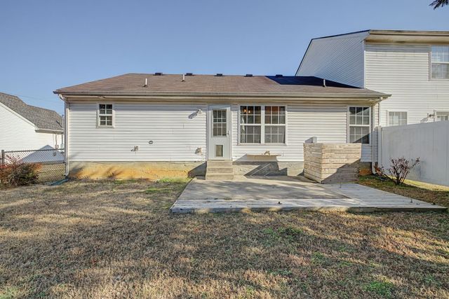 600 McKean Dr, Smyrna, TN 37167