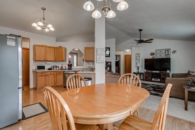 2228 HIGH MEADOWS LANE, Neenah, WI 54956