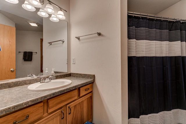 2228 HIGH MEADOWS LANE, Neenah, WI 54956