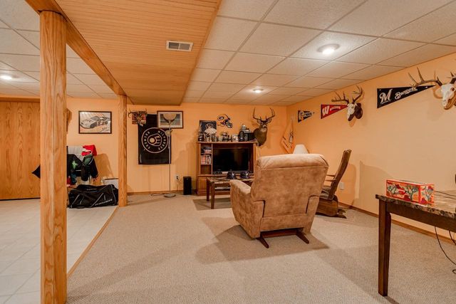 2228 HIGH MEADOWS LANE, Neenah, WI 54956