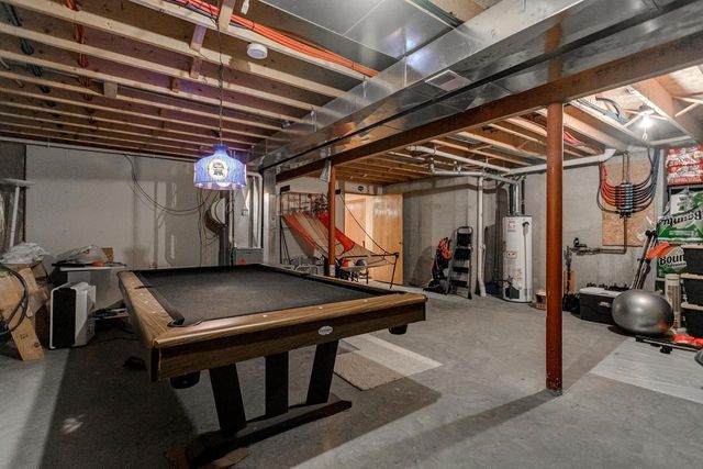 2228 HIGH MEADOWS LANE, Neenah, WI 54956